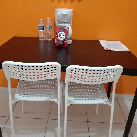 Mv Suites Monterrey Eksteriør bilde