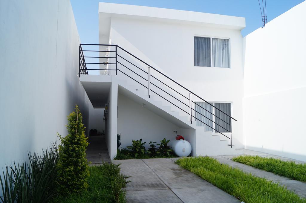 Mv Suites Monterrey Eksteriør bilde